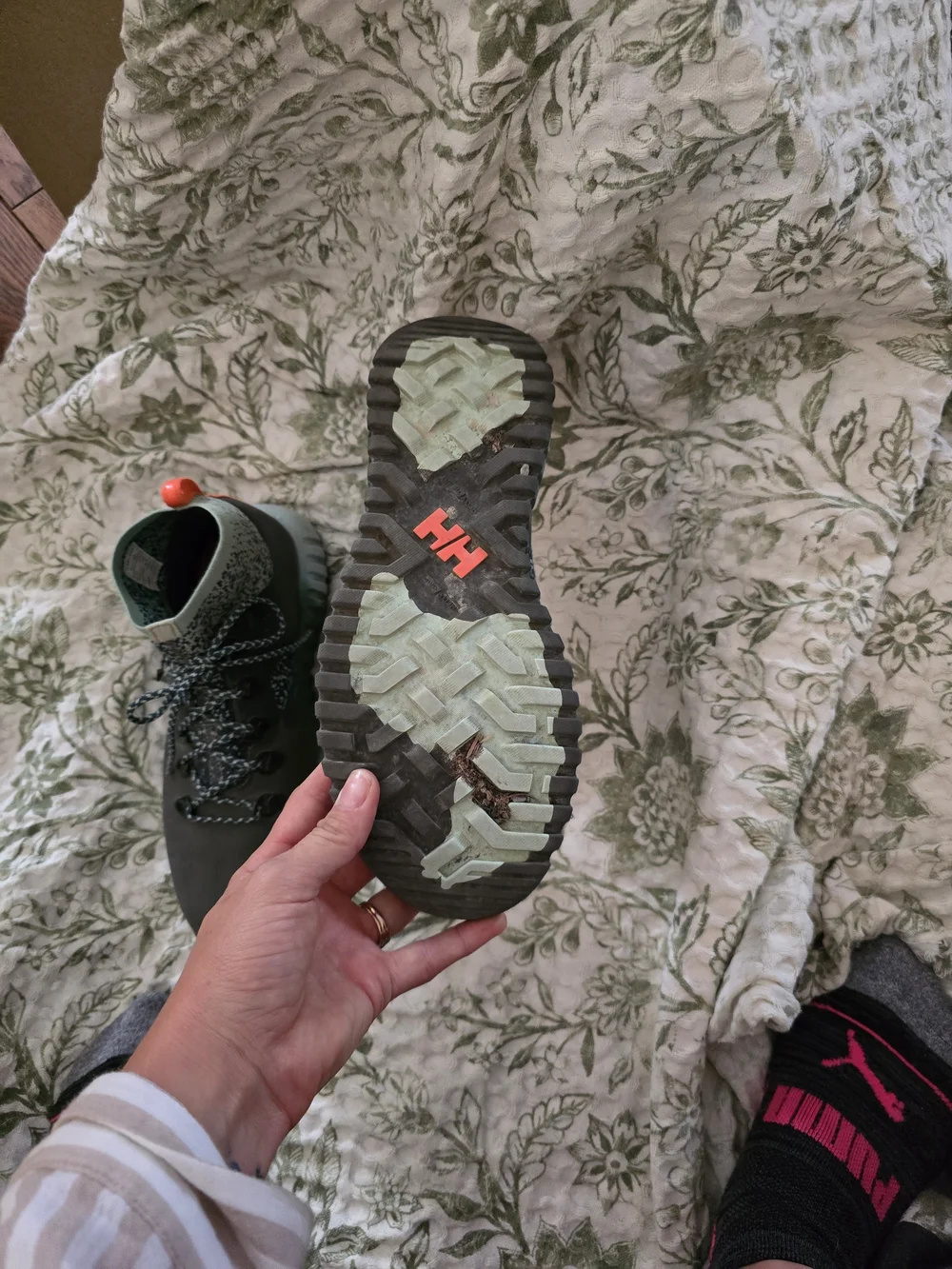 Womens 8.5HellyHansen GrayAthletic Sneakers with Mint Soles and Orange Pull Tabs